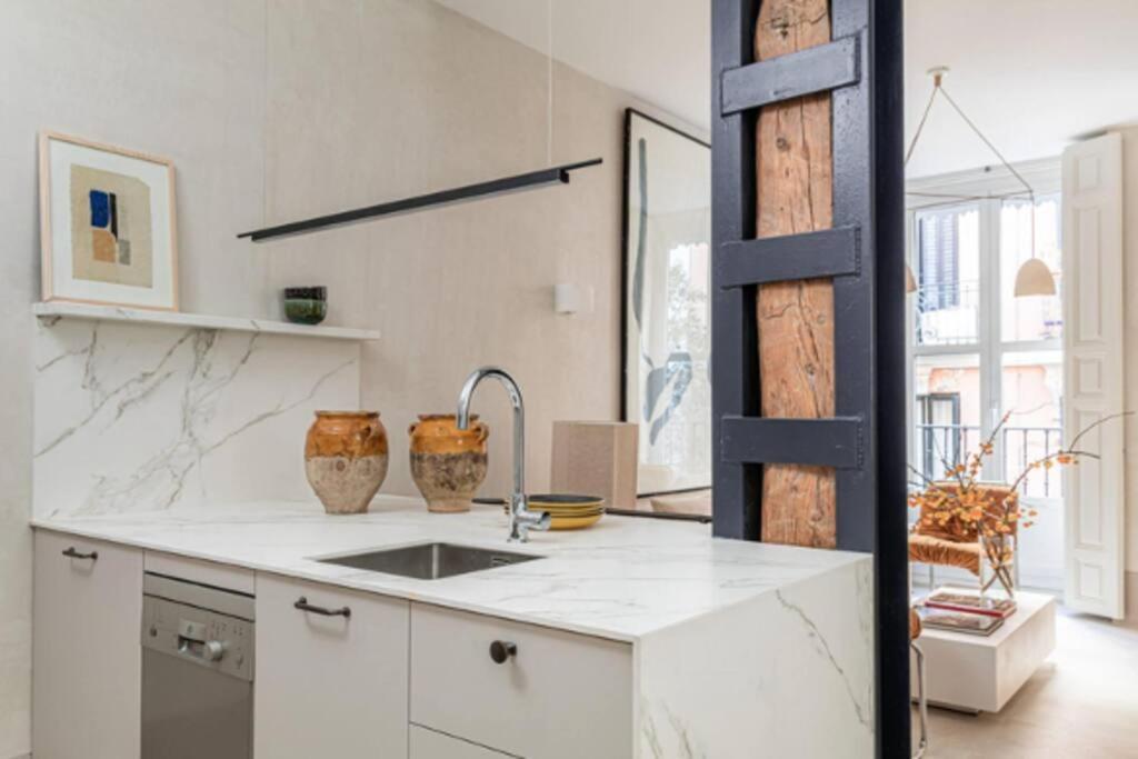 Appartamento Apartamento Exclusivo En Neptuno Madrid Esterno foto